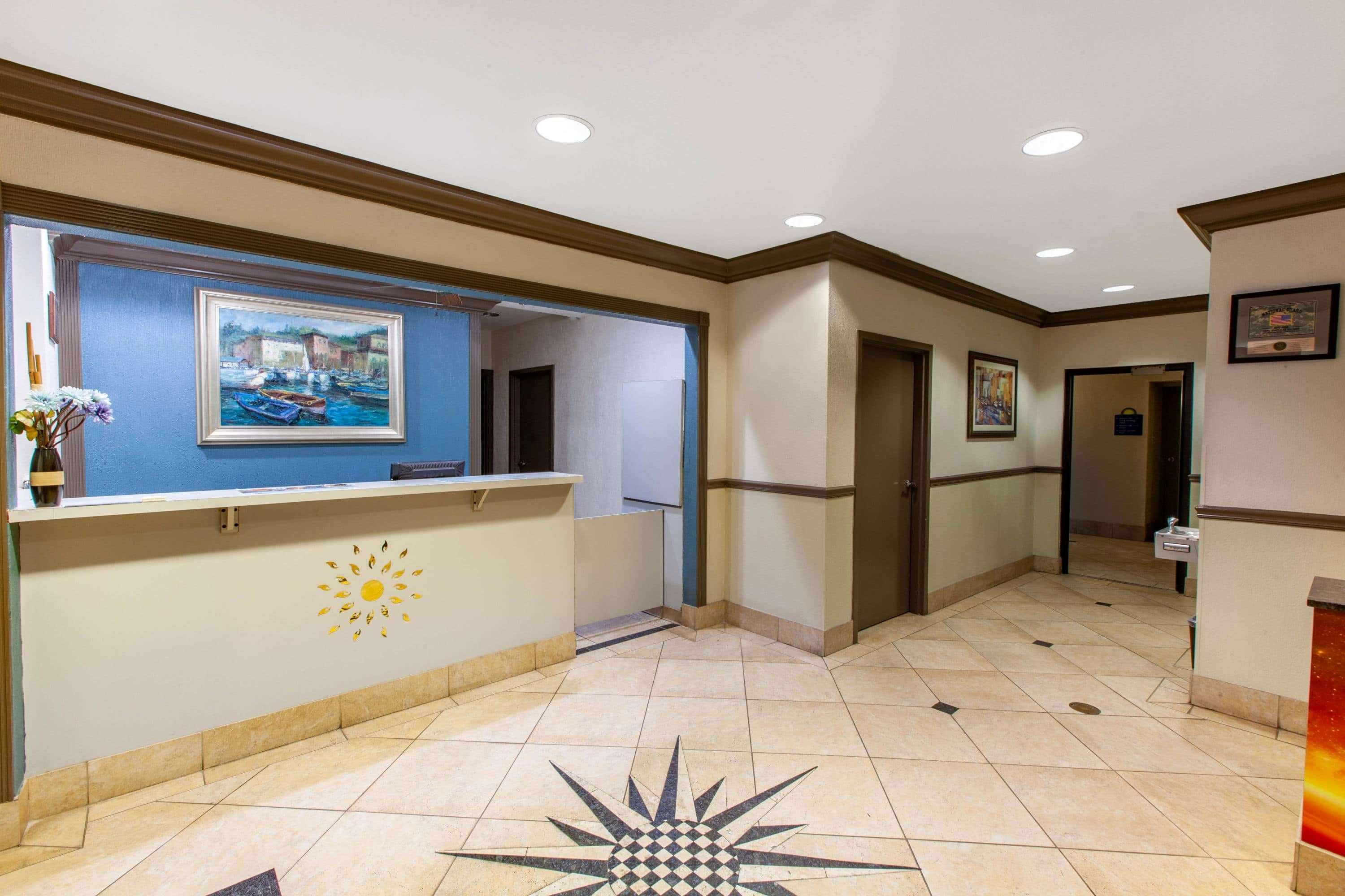 Days Inn & Suites By Wyndham Webster Nasa-Clearlake-Houston Bagian luar foto